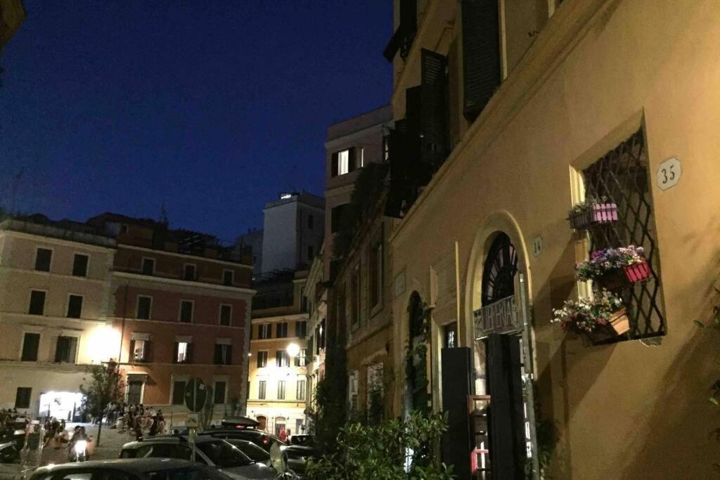 Small Mezzanine Apartment Colosseo Rzym Zewnętrze zdjęcie